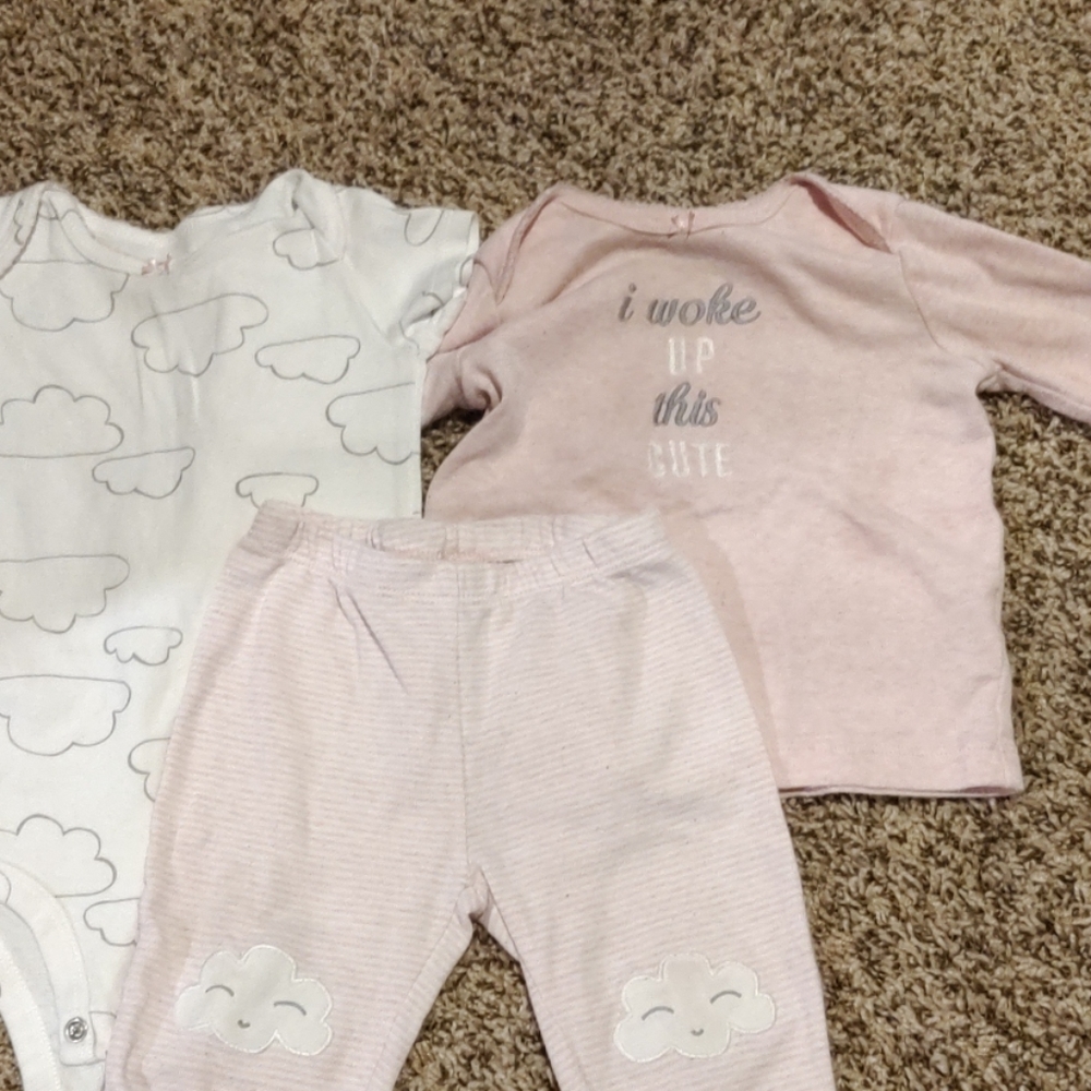 3 piece Carter's set
